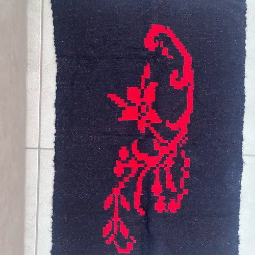 Small wool kilim on loom like new, 0.80 x 0.47 m