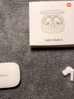 Xiaomi Redmi Buds 6 like new wireless earbuds