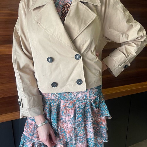 Cropped trench coat jacket like new, beige, size large