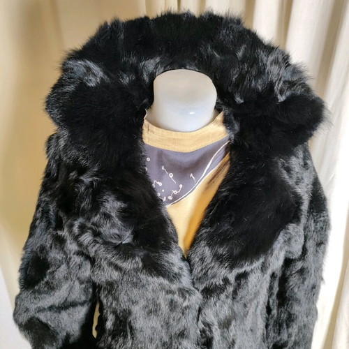 Toi&Moi Rabbit Fur Size M Like New, Black