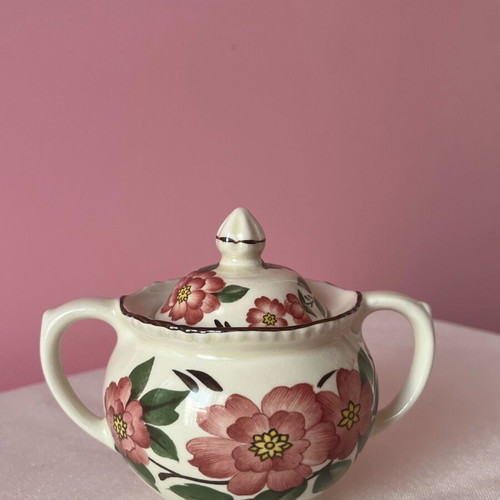 Wood & Sons "Irish Rose" vintage sugar bowl used, English
