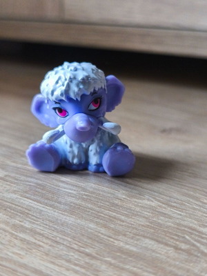 Monster High Abbey Bominable Wooly Mammoth Shiver Pet like new