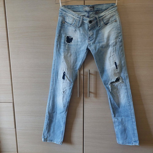 Attrativo light blue jeans with rips used, size 28