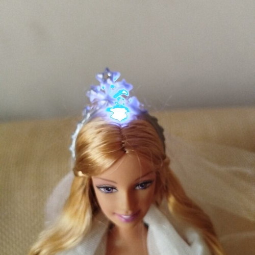 Barbie Rapunzel's Wedding doll like new with light mechanism