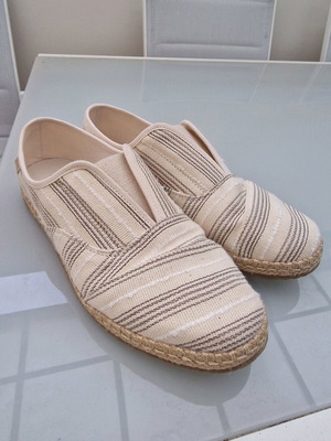 TOMS espadrilles σαν καινούργια, μέγεθος 39, νέα συλλογή