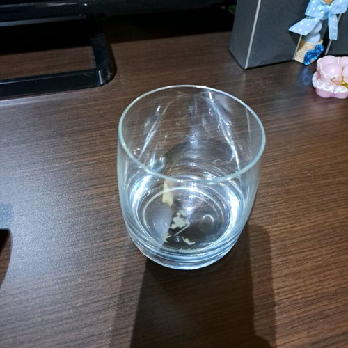 Jonnie Walker whiskey glasses set of 5 new, large