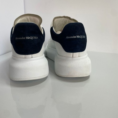 Alexander McQueen Oversized Sneakers like new, size 38, white