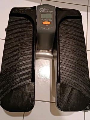 Step fitness equipment like new
