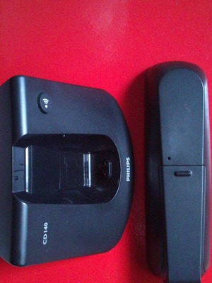 Philips CD140 cordless phone new, sealed batteries included