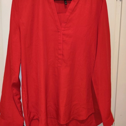 Red shirt Stradivarius X large Eur 42 like new