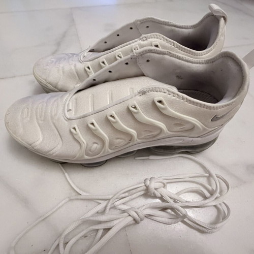 Nike Air Vapor Max Plus sneakers size 44 used, white