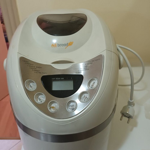 Izzy Breadmaker refurbished for spare parts