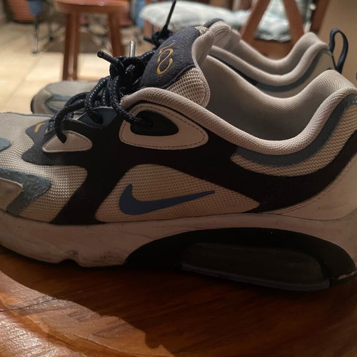 Nike Unisex Airmax Shoes Size 42 Like New