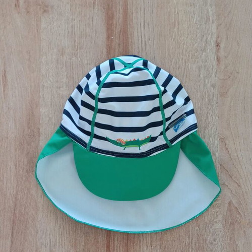 Energiers beach hat for 6-8 years, like new