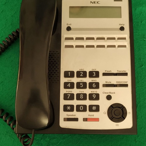 NEC IP4WW-12TXH Digital Phone like new, wired, for NEC SL1000