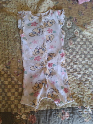 Summer romper for newborn with Disney Lion King print, size 6-9 months