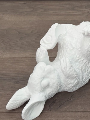 Bunny Wine Holder stand like new