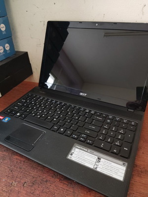 Acer Aspire 5552 laptop Athlon II X2 P320 4GB RAM 120GB SSD
