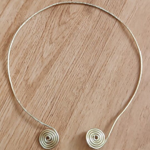 Open gold choker necklace, new, handmade, versatile