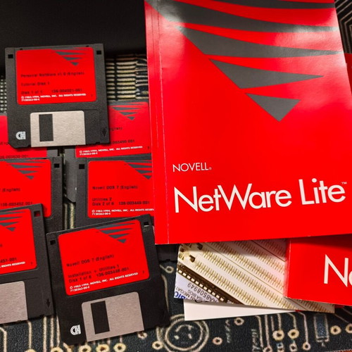 Novell DOS 7 software like new, Big Box with 3.5" floppies