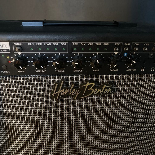 Harley Benton HB-20MFX 30w guitar amp like new with Bluetooth and effects