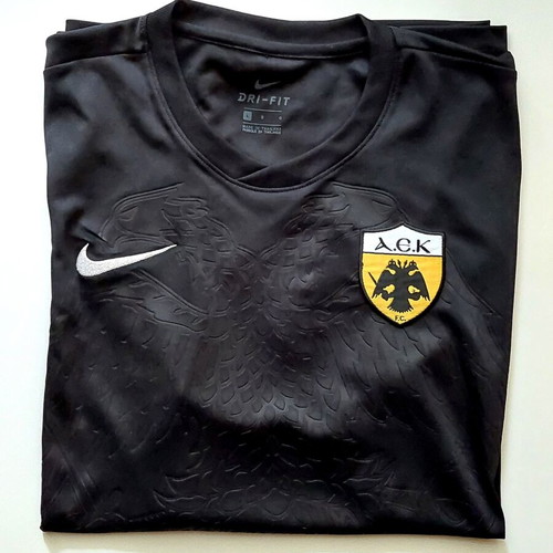 AEK 2017-18 Authentic Nike Jersey Large, like new, embossed eagle