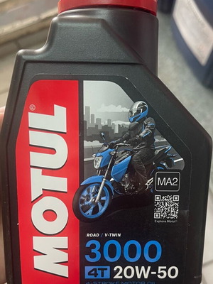 Motul Mineral 3000 4T 20W-50 motorcycle oil for four-stroke engines 1lt pack of 12