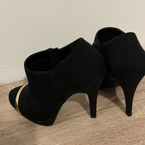 Primadonna ankle boots black suede like new size 36