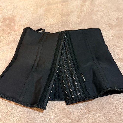 Extra Curvy Medium Waist Corset like new, black Zeta Curves
