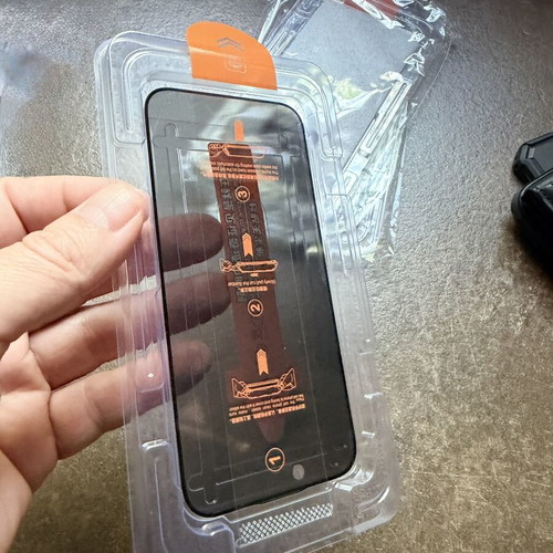 IPhone 15pro cases like new with wallet and privacy tempered glasses