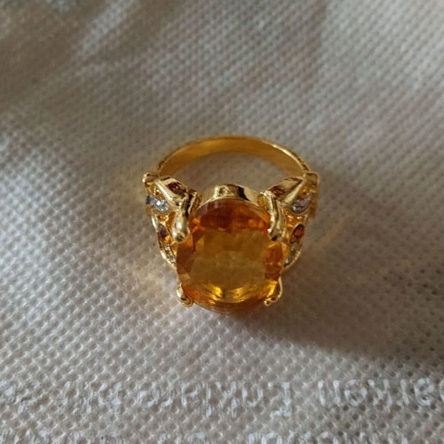 Ring with large yellow zircon new, yellow and white gold