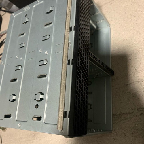 LSI MegaRAID SAS 9361-8i 8-Port 12Gb/s PCIe x8 RAID Controller like new with disk bay