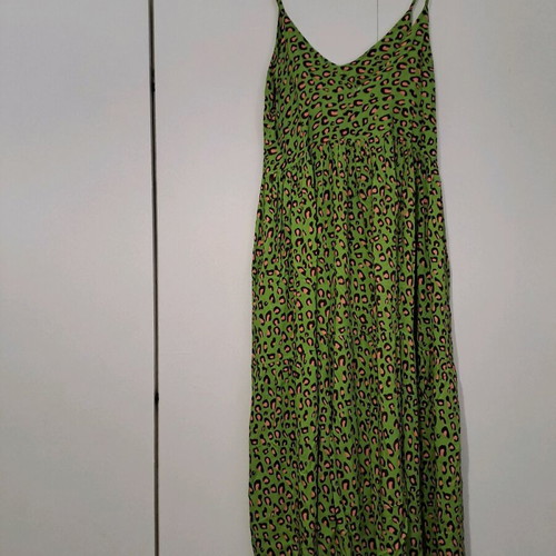 Dress in unique green leopard print like new, onesize cotton
