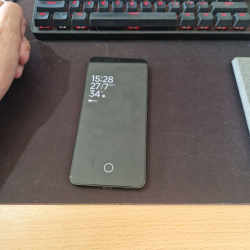 Poco F6 Pro 512GB smartphone like new with accessories