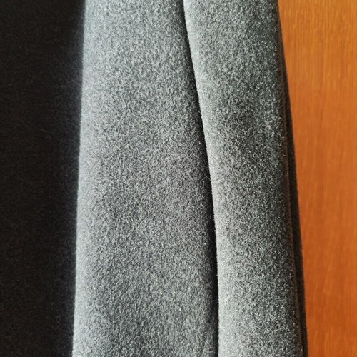 Pierre Cardin men's coat like new, size 50, gray wool with satin lining