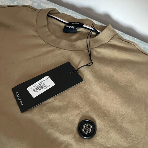 Boss short-sleeve t-shirt new, size large, beige