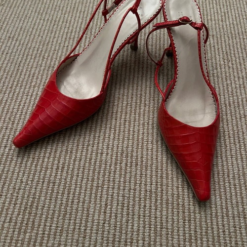 Zara leather shoes size 38 red new, unworn