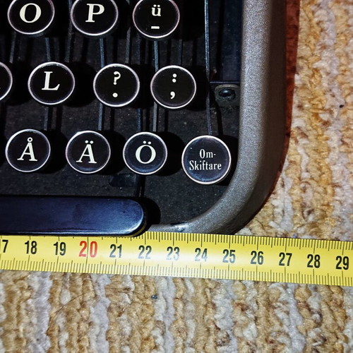Corona Zephyr typewriter used, collectible vintage model