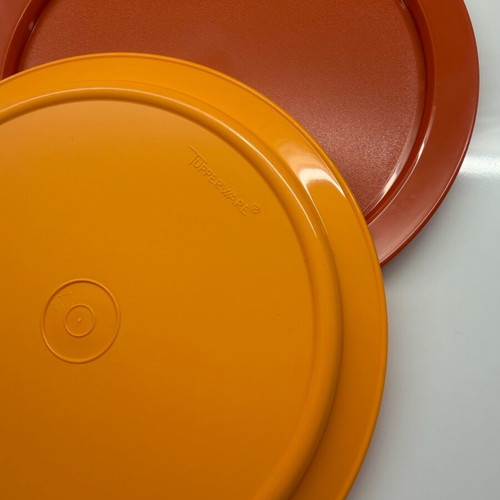 Tupperware plate set new, hard plastic, ideal for babies
