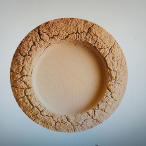 Mineral Foundation SPF15 by Uoga Uoga, Like New, Amber Sand