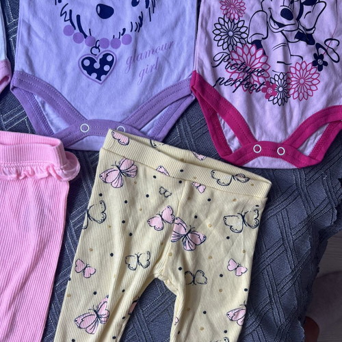 Baby clothing set like new, size 56, 5 pieces for girl