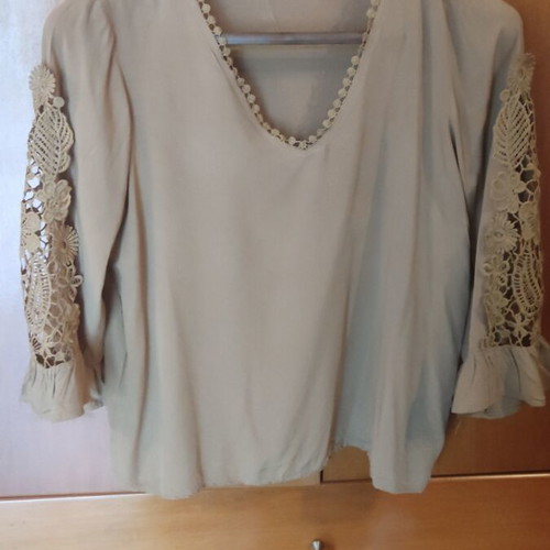 Blouse beige size M like new