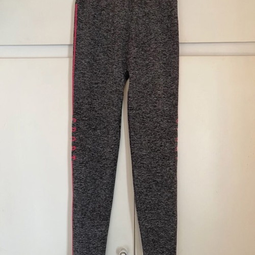 Gray leggings with pink side design like new, size L/XL