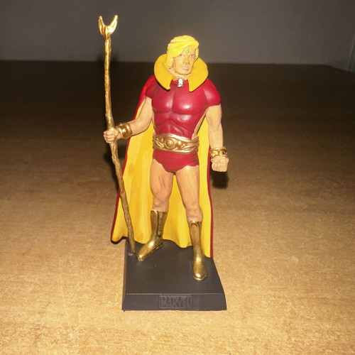Marvel & DC superhero collectible figures