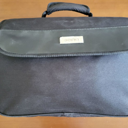 Benq PB8250 projector used with carrying bag and accessories