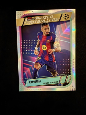Raphinha Prized Footballers Topps Finest UCC 2025/26 Barcelona new