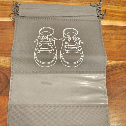 Shoe storage bags new, set of 5, grey with window