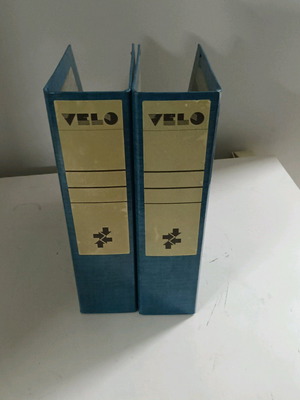 Document storage boxes like new, set of 2, blue