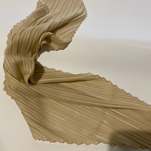Scarf gold-beige diamond shape new, 72cm length