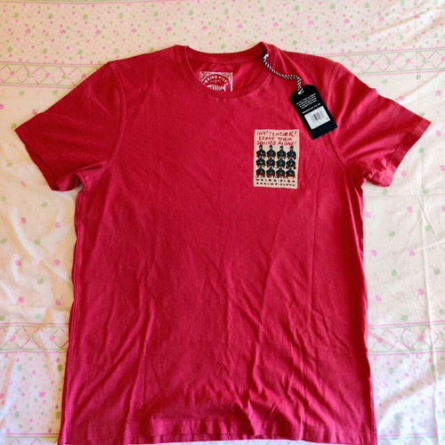 Hey Teacher Artist T-Shirt new, size M, light red